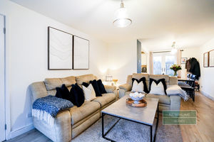 Photo 13- click for photo gallery